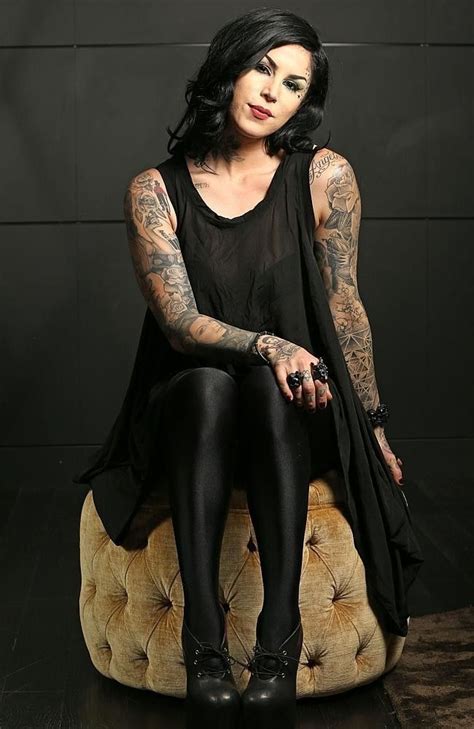 kat von d leg tattoos|Kat Von Ds Tattoos: What Shes Covered With Black Ink so Far ...